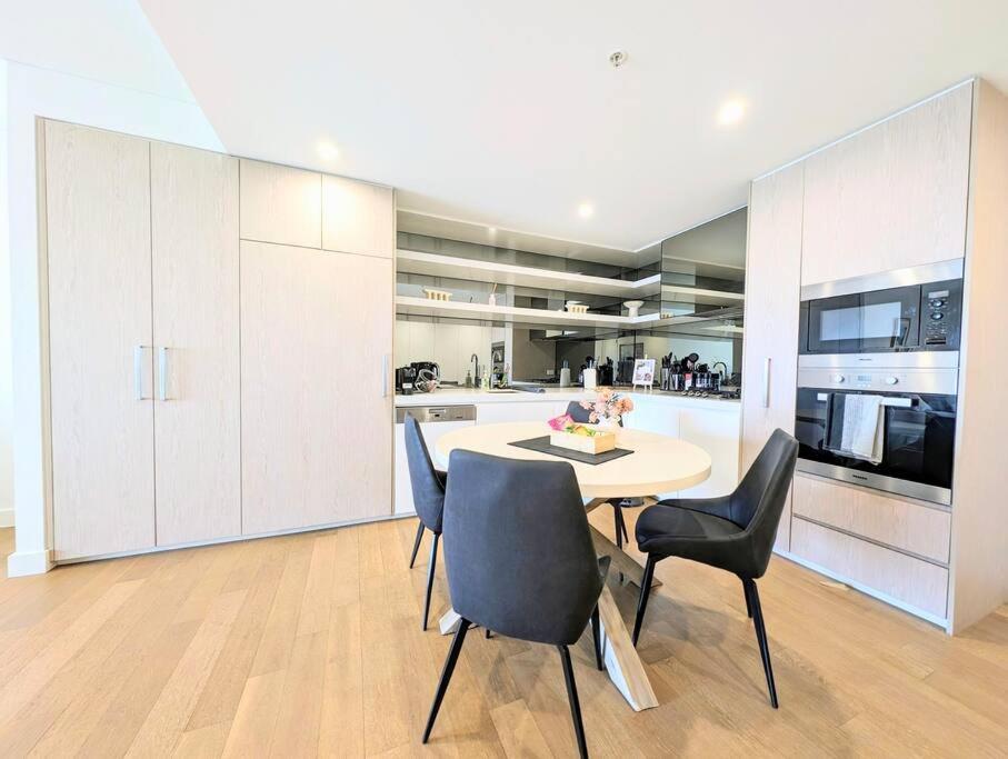 Superb Two Bed Apartment With Amazing Harbour View Sydney Exterior foto