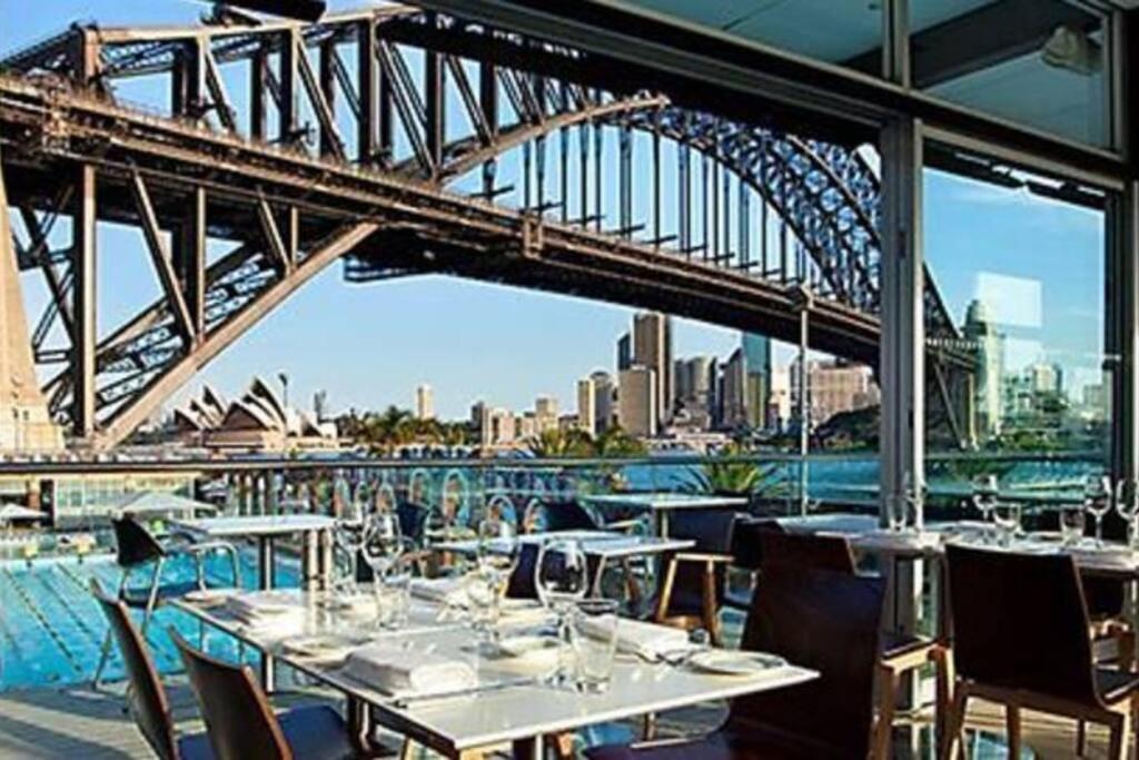 Superb Two Bed Apartment With Amazing Harbour View Sydney Exterior foto