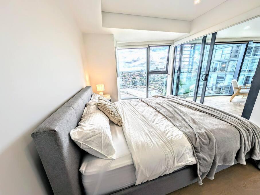 Superb Two Bed Apartment With Amazing Harbour View Sydney Exterior foto